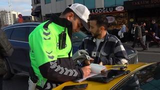 Taksim’de yılın ilk ticari taksi denetimi yapıldı: 5 sürücüye 32 bin TL ceza