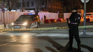 İçişleri Bakanlığı önünde şüpheli davranışlarda bulunan kişi yaralı yakalandı