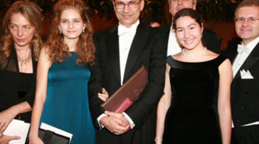 Pamuk: 'Kızgınlığımı yatıştırmak i&ccedil;in yazıyorum'