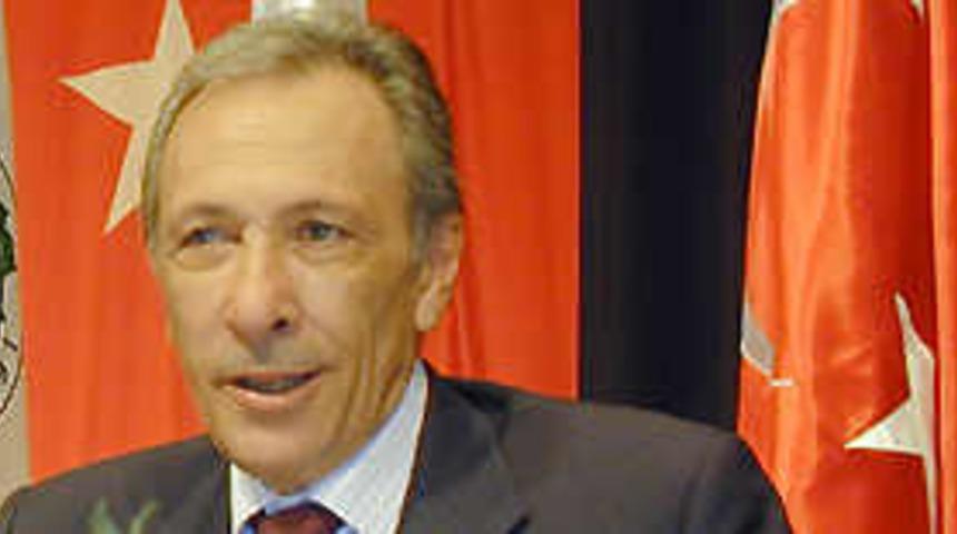 İsmail Cem: ''Siyasete d&ouml;neceğim''