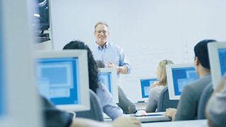 Profesörü ve doçenti olmayan üniversite