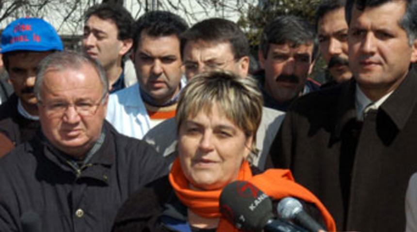 F&uuml;sun Sayek vefat etti