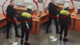 Bu fabrikada skandallar bitmiyor: Patrondan işçiye çirkin muameleyi kameralar yakaladı! Yemek ve servislerini de kesmişlerdi