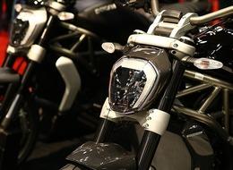 125 cc motosiklette B sınıfı ehliyet onayı için gözler Mecliste! 6 ay ve 6 kilometre satışı sonrası fırsatçıların oyunu deşifre oldu