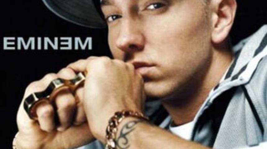 Eminem ikinci kez boşandı