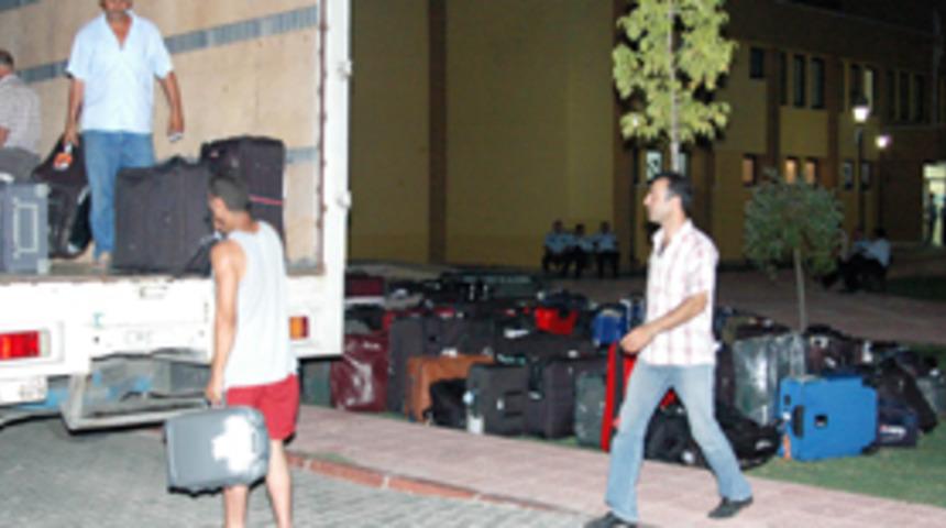 L&uuml;bnan'dan ka&ccedil;an 75 T&uuml;rk iş&ccedil;i giriş yaptı