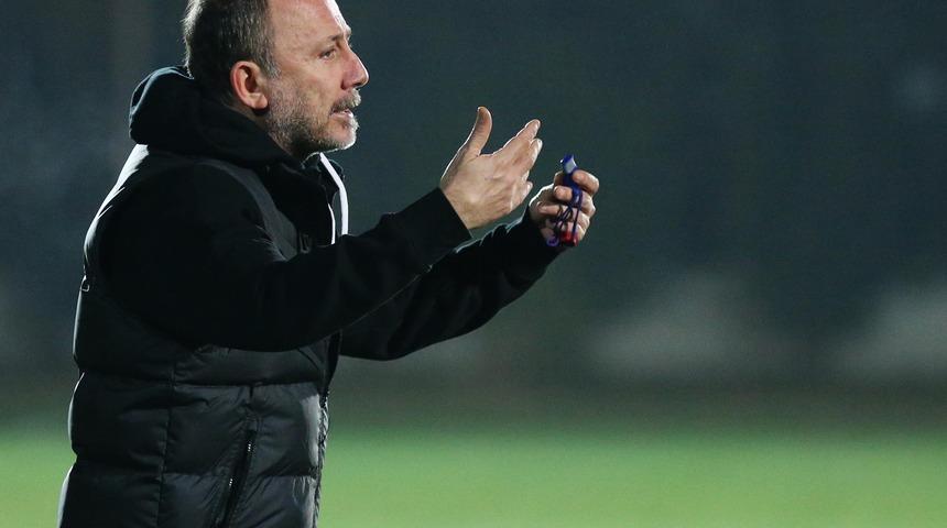 Sergen Yalçın Antalyaspor'un başında ilk antrenmanına çıktı, kameradan duyulan sözleri gündem oldu!