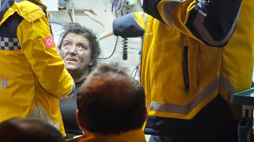 Şarjda bırakılan cep telefonu korku dolu anlar yaşattı!