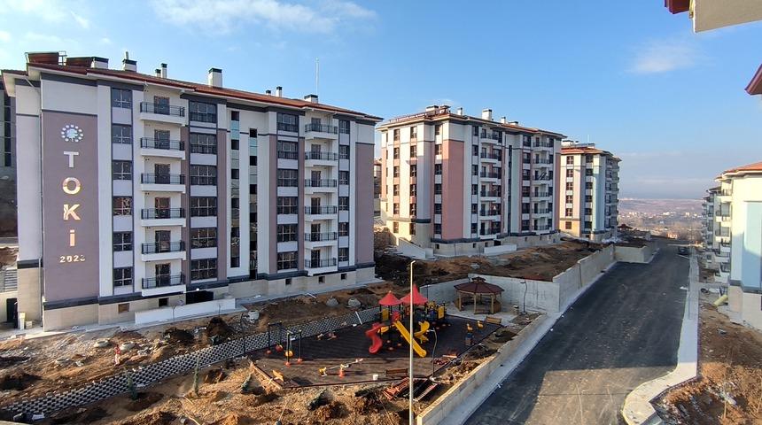 Doğanşehir'de deprem konutlarından 350'si ay sonuna yetiştirilecek