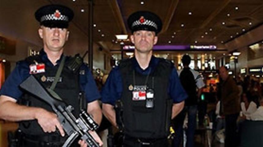 Havaalanlarında kozmetik &uuml;r&uuml;n yasağı 