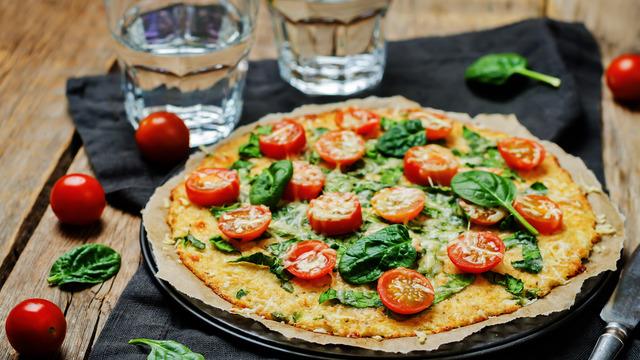 Karnabahar pizza tarifi: Karnabahar pizza nasıl yapılır?