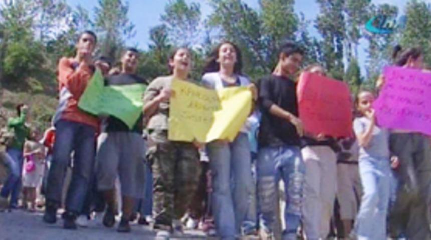 "Af" isteyen &ouml;ğrenciler eylem yaptı