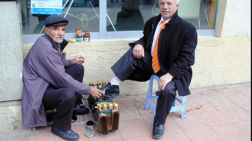 Toto'dan servet kazandı, şimdi boyacılık yapıyor