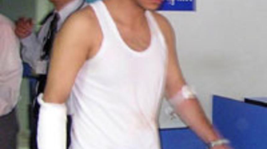 Okulda "simit" kavgası: 6 yaralı