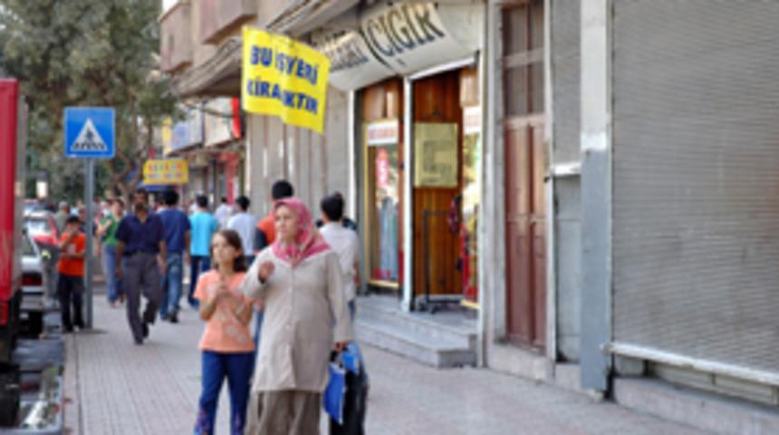 Diyarbakırda 3 g&uuml;nl&uuml;k kepenk eylemi