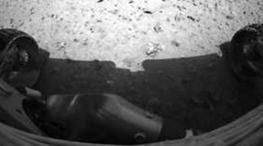 ''Mars y&ouml;r&uuml;nge kaşifi''nden ilk g&ouml;r&uuml;nt&uuml;ler