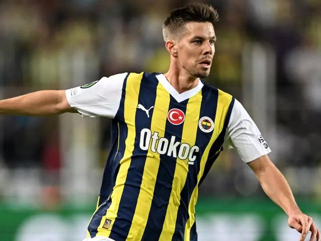 Fenerbahçe'de Miha Zajc ile yollar ayrılıyor! İstanbul'da mutlu olan yıldız oyuncu yine İstanbul ekibiyle anlaşmak üzere...