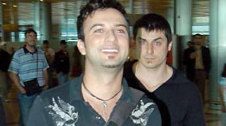 Tarkan: Gay değilim