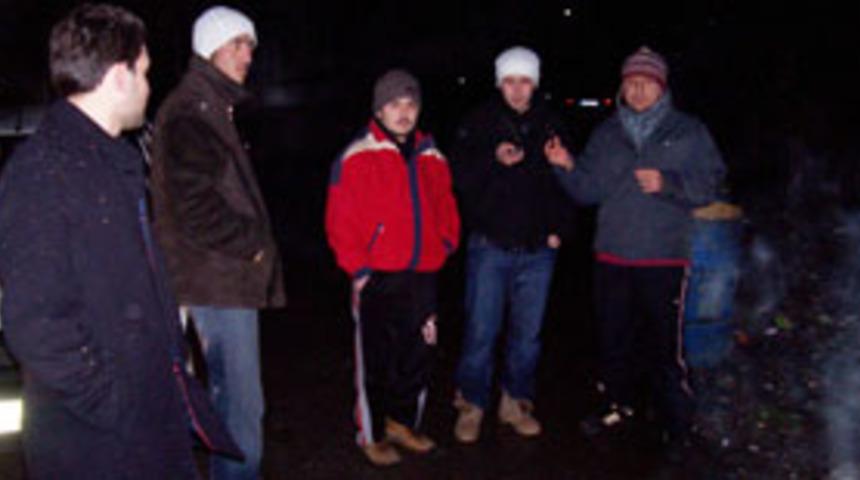 Art&ccedil;ı sarsıntılar, halkı sokağa d&ouml;kt&uuml;