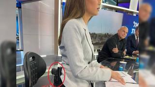 Sosyal medyadaki görüntüler gündem oldu! İsrailli kadın spiker canlı yayına belinde silahla çıktı