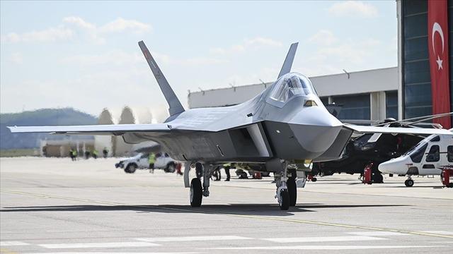 Bakan Kacır’ın Milli Muharip Uçak KAAN sorusuna Temel Kotil'den heyecanlandıran yanıt: Çok yakın