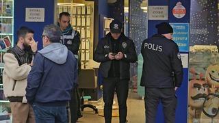 Bakırköy'de telefoncuya gelen müşteriye silahlı saldırı
