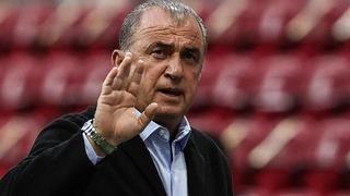 Fatih Terim maça çıkmadan ilk haftasında rakipleri bir bir yenildi, sosyal medya 'Terim'in adı yetti' paylaşımlarıyla doldu