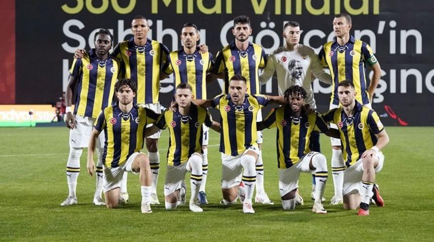 İstediği forma şansını bir türlü bulamamıştı, Fenerbahçe'de ilk ayrılık geldi çattı! Samet Akaydın Belçika yolcusu