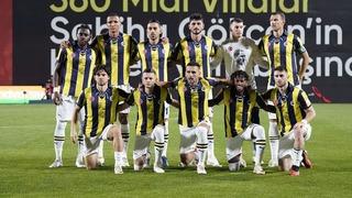 İstediği forma şansını bir türlü bulamamıştı, Fenerbahçe'de ilk ayrılık geldi çattı! Samet Akaydın Belçika yolcusu