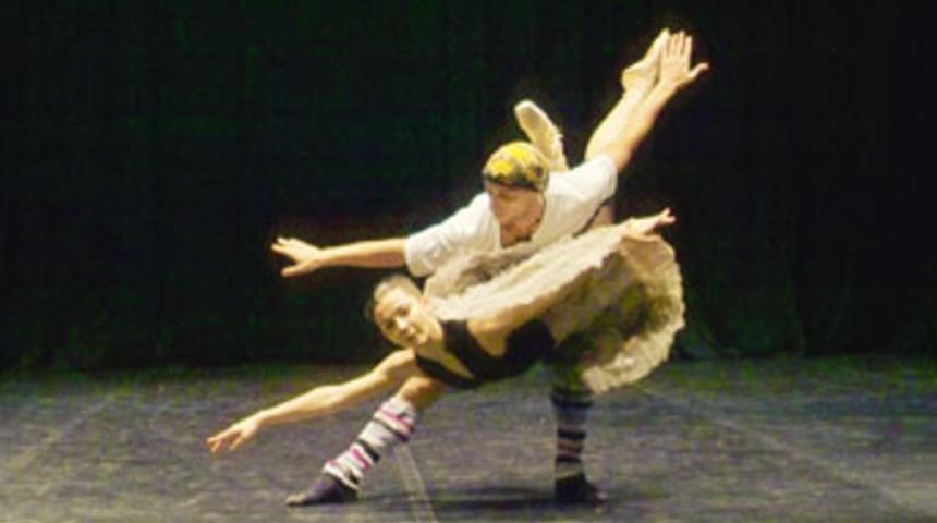 Antalya'da "fındıkkıran" balesi r&uuml;zgarı