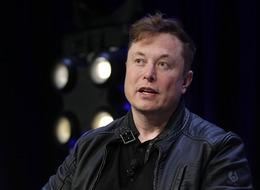 SpaceX'e, "Elon Musk'ı eleştiren çalışanlarını kovdu" suçlaması
