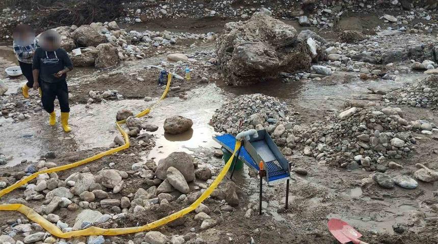 Dere yatağında izinsiz altın arıyorlardı! 6 şüpheli yakalandı