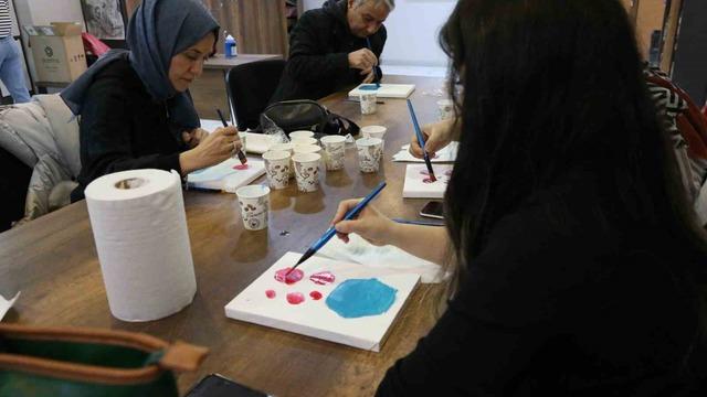 Gaziosmanpaşalı kadınlardan Başkan Usta’ya tam destek