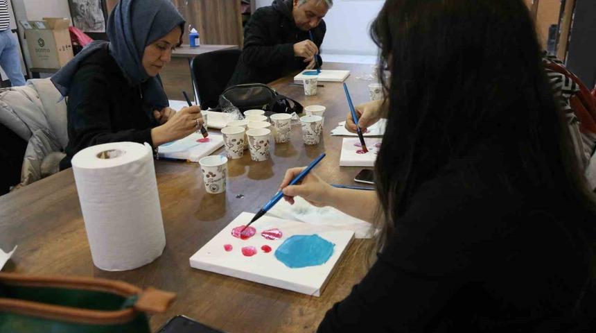 Gaziosmanpaşalı kadınlardan Başkan Usta’ya tam destek