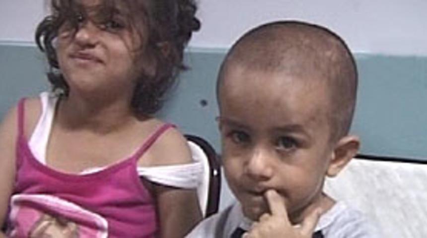 3 yaşındaki &ccedil;ocuğa işkence