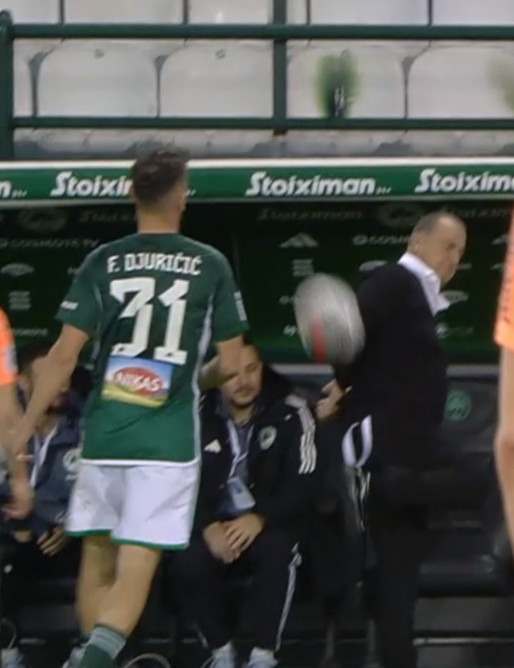 Fatih Terim Yunanistan'daki ilk maçında oyuncusuna attığı topuk pasıyla manşet oldu! Yunanlar şaştı kaldı G1