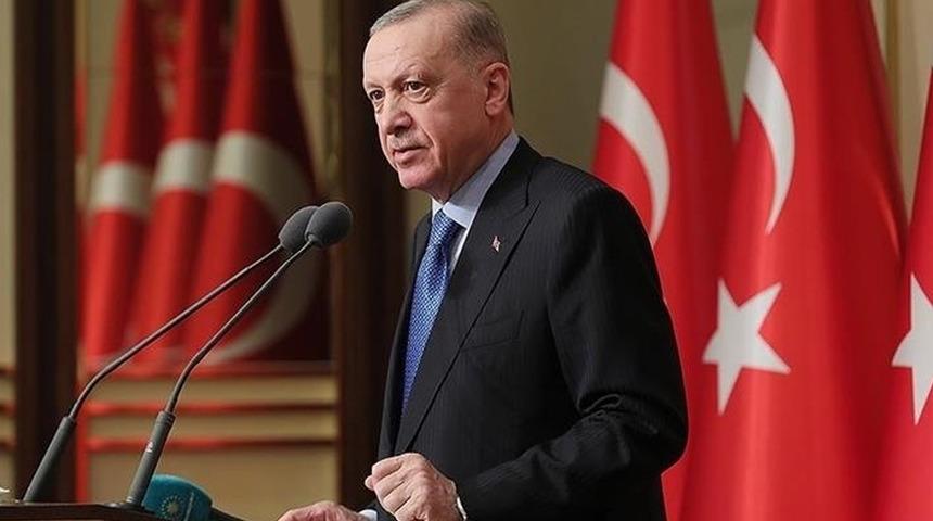 Erdoğan, Özgür Özel’den kazandığı tazminatı Mehmetçik Vakfı’na bağışladı