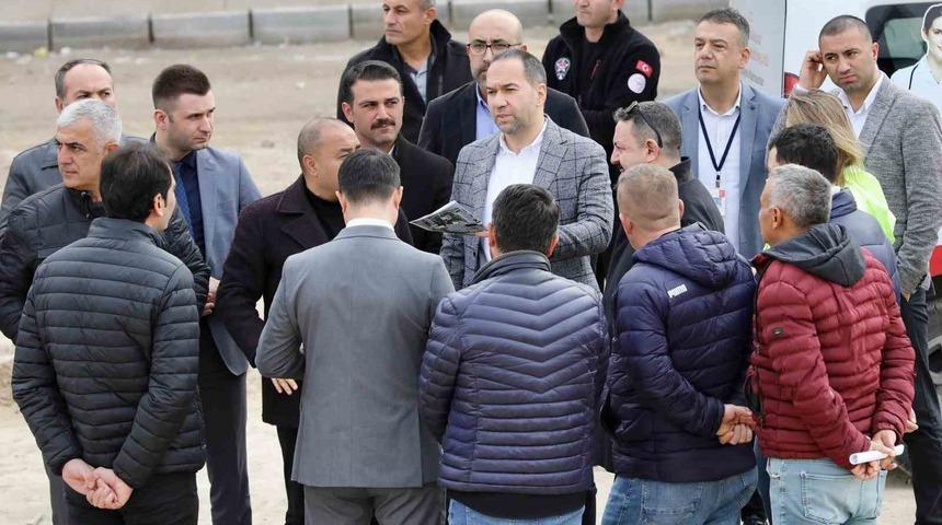 Niğde Belediyesi yeni hastane binası etrafında yol yapım çalışmalarına başladı