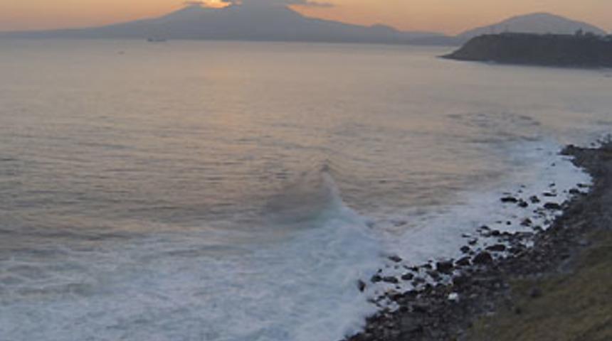 Japonya'da ilk dalga 40 santim boyunda