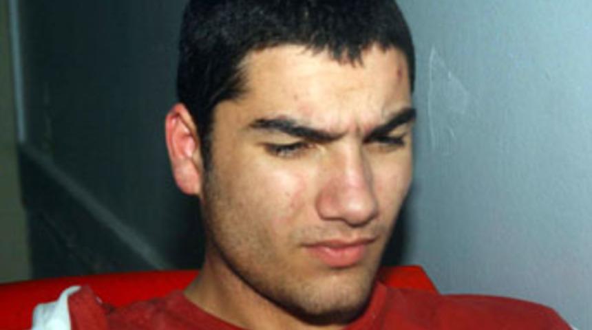 Lise &ouml;ğrencisini bı&ccedil;akla gasp ettiler