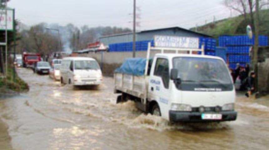 Alibeyk&ouml;y yine sular altında
