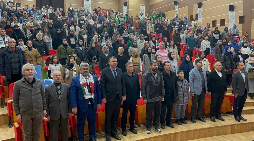 Burdur'da "Şehitlerimize Rahmet Filistin'e Destek" programı düzenlendi