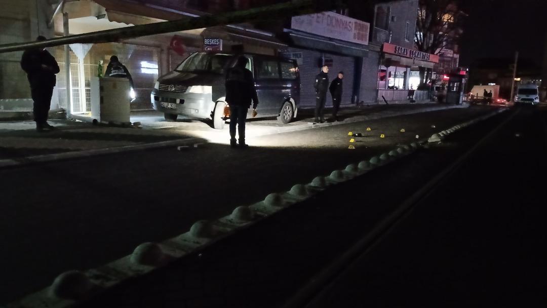 Kan donduran soğukkanlılık! &Ouml;nce arkadaşını vurdu sonra hi&ccedil;bir şey olmamış gibi davrandı: Kuruyemiş detayı hayrete d&uuml;ş&uuml;rd&uuml;