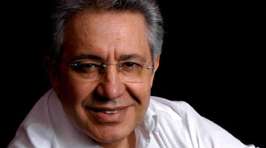 Livaneli'den &ccedil;ocuk şarkısı yarışması i&ccedil;in beste