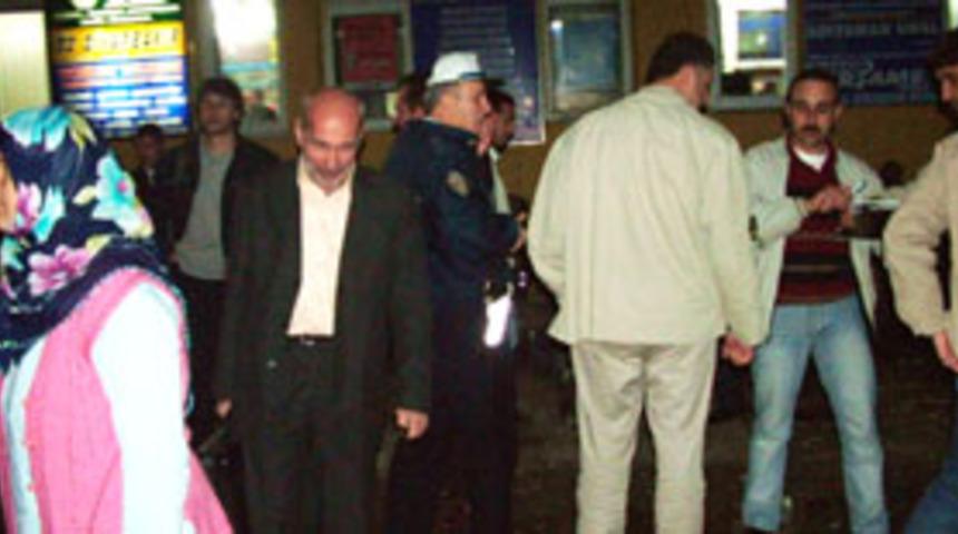 Yolcu otob&uuml;s&uuml;ne bomba ihbarı