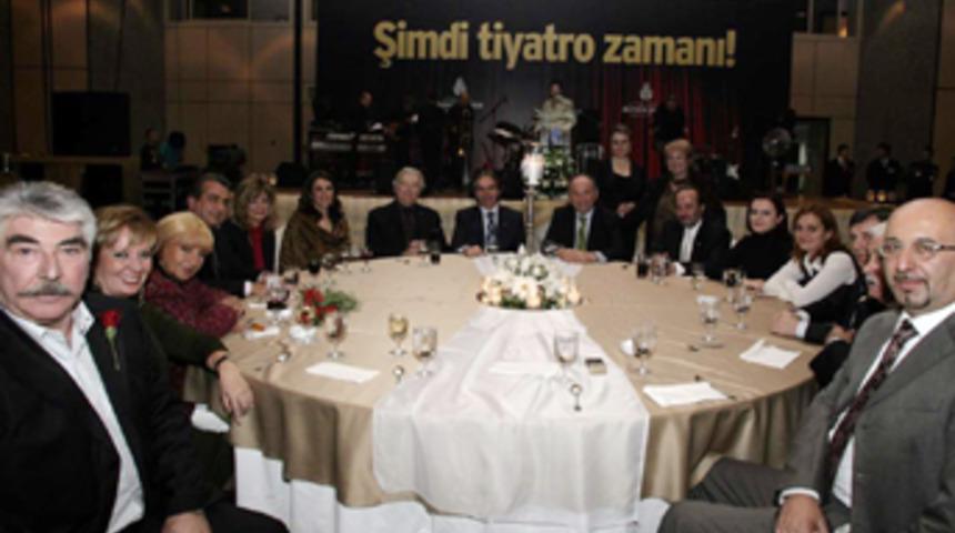 Tiyatrolar artık 1 YTL