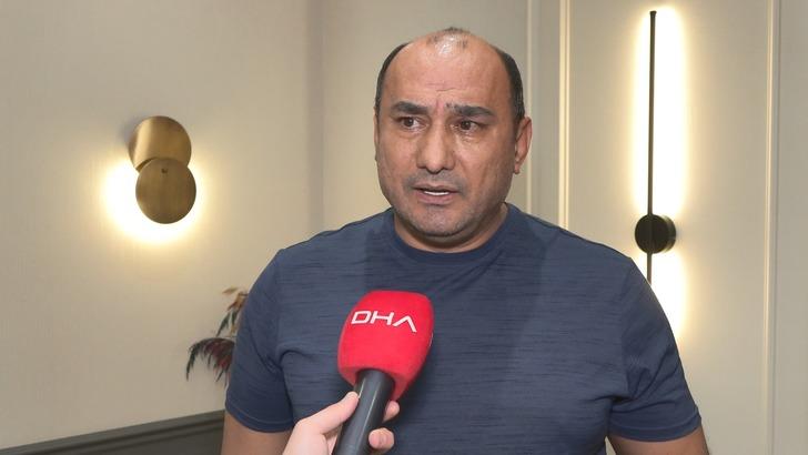 Bunun için 2 ev satmışlar... 3 yıllık dünya turu hayali kuruyorlardı! ABD'li turistler 2 aydır Fatih'teki otelde yaşıyor G3