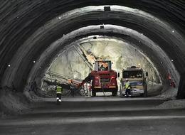 Ankara-İzmir 3,5 saat olacak: Projenin yüzde 62'si tamamlandı, Bakan Uraloğlu tarih verdi