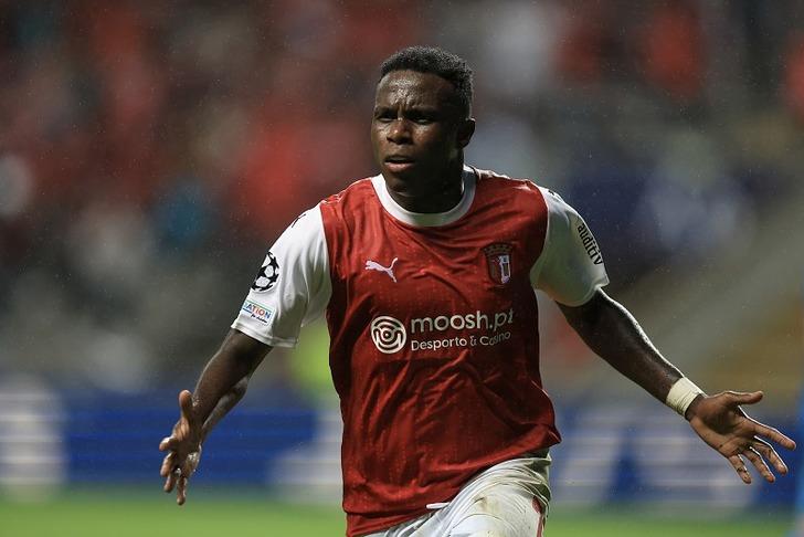 Fenerbahçe ve Galatasaray'da oynadı! Seçil Erzan fonunda gözlerden kaçan ayrıntı: Eğer girselerdi film devam edecekti G5