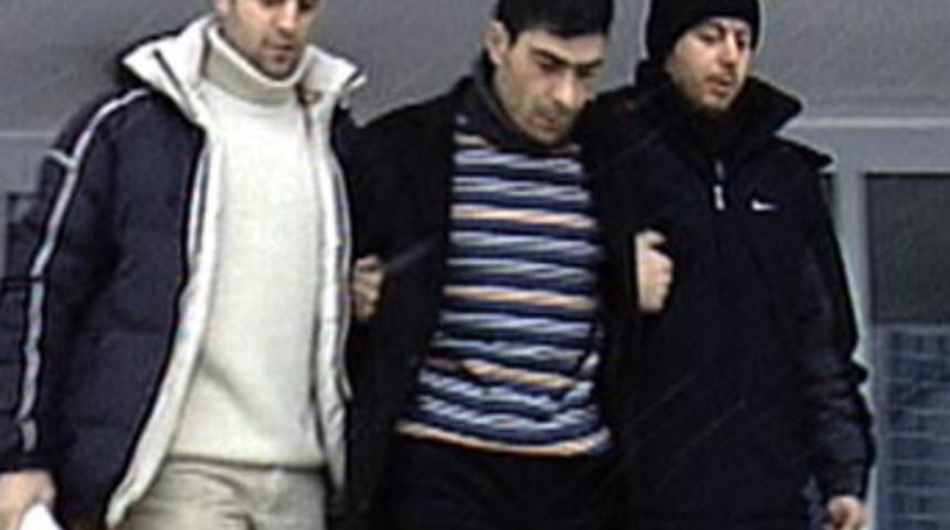 Sahte jandarmalardan &uuml;niversiteli kızlara şantaj